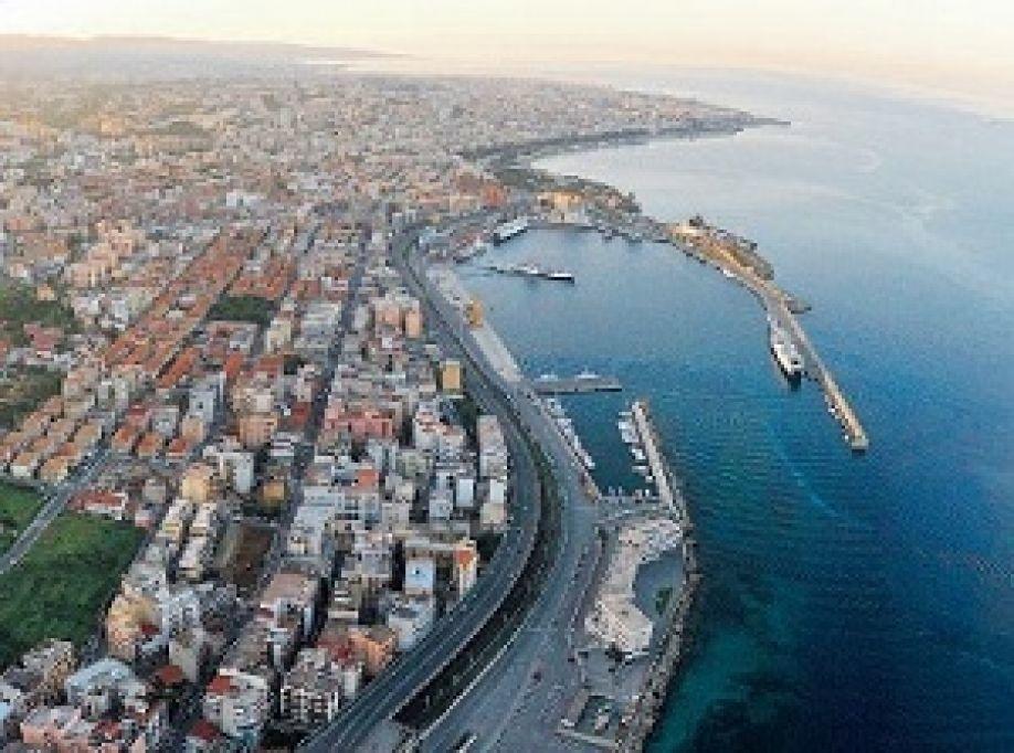 Reggio Central House Low Cost Per 4 Ρέτζιο ντι Καλάμπρια Εξωτερικό φωτογραφία