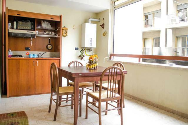 Reggio Central House Low Cost Per 4 Ρέτζιο ντι Καλάμπρια Εξωτερικό φωτογραφία
